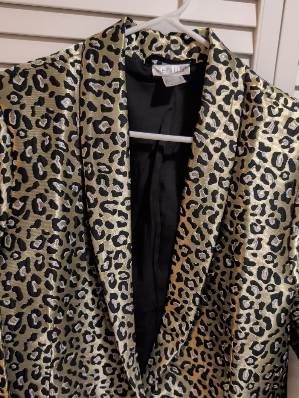 VENUS Metallic Gold Leopard Satin Blazer